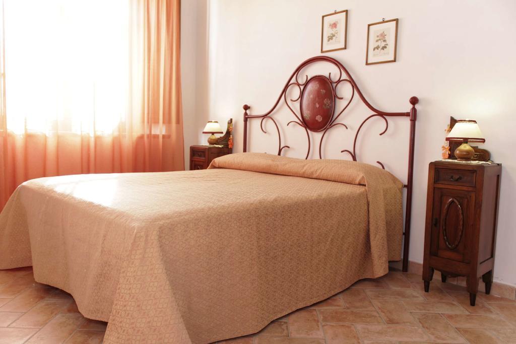 Podere Tre Cipressi Aparthotel Campiglia Marittima Exterior photo